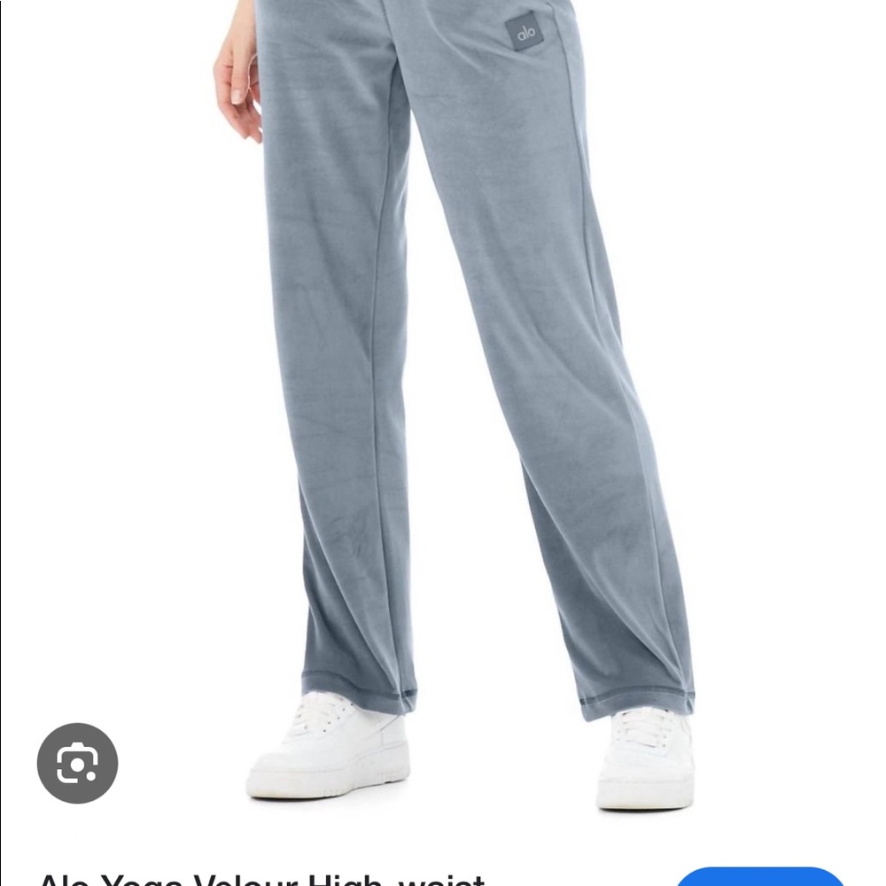 Brand new Alo Velour wide leg pant